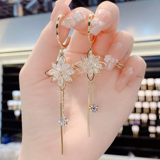 DaniLuxe “Elevé” Modern Drop Earrings