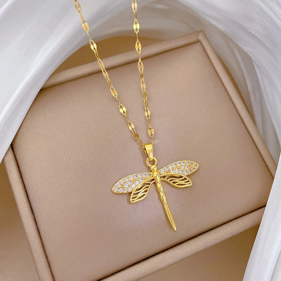 DaniLuxe “Infinite Heart” Zircon Circle Pendant