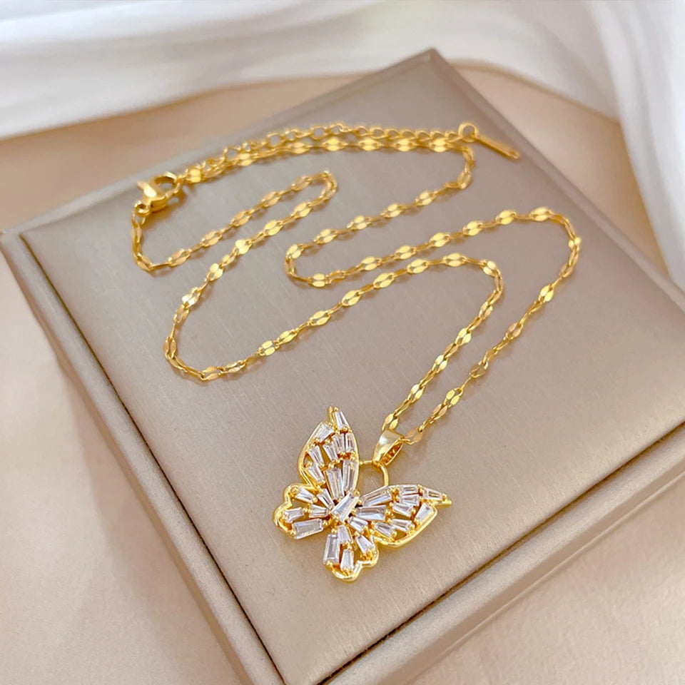 DaniLuxe “Infinite Heart” Zircon Circle Pendant