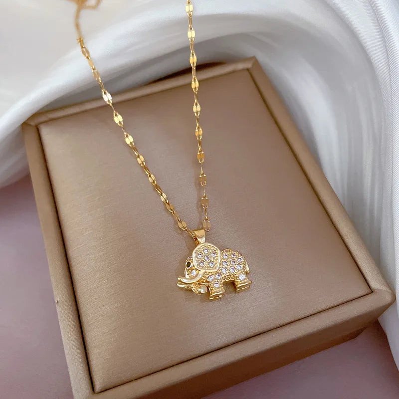 DaniLuxe “Infinite Heart” Zircon Circle Pendant
